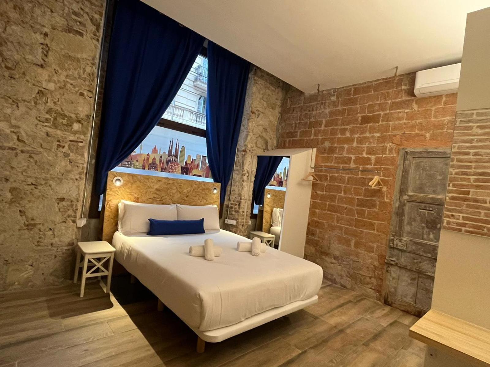 Happy People Plaza Espana Apartments Barcelona Exterior photo