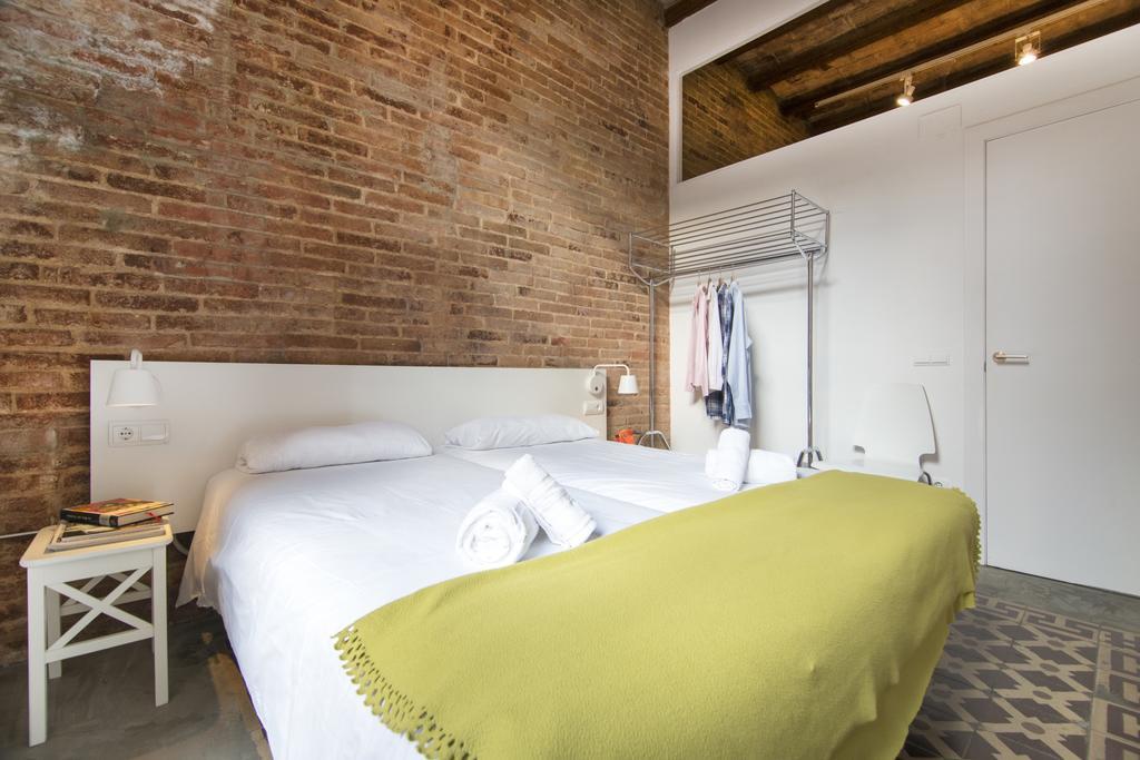 Happy People Plaza Espana Apartments Barcelona Exterior photo