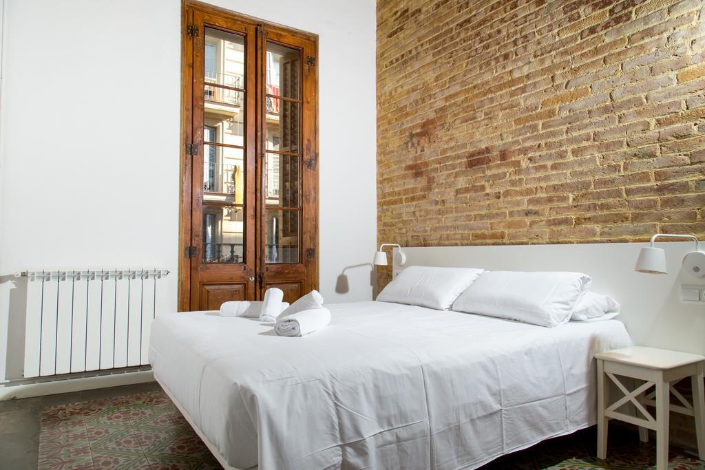 Happy People Plaza Espana Apartments Barcelona Exterior photo